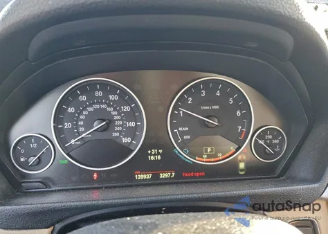 2013 BMW 328 Xi Sulev z USA, uszkodzony, nr VIN WBA3B5C51DF593802